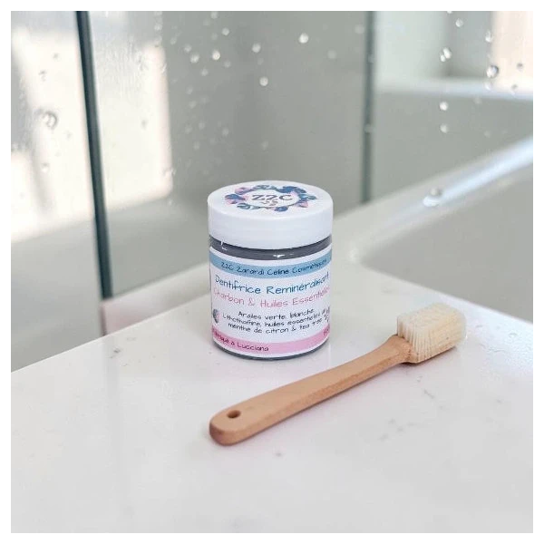 Dentifrice en pâte - Menthe & Charbon Actif