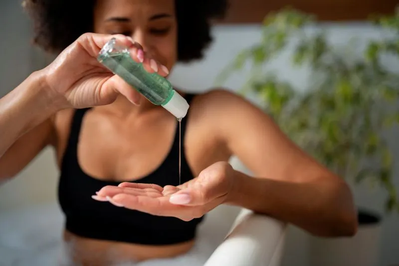 Charbon curcuma et Manjistha utilisés dans les gels nettoyants visage Z2C