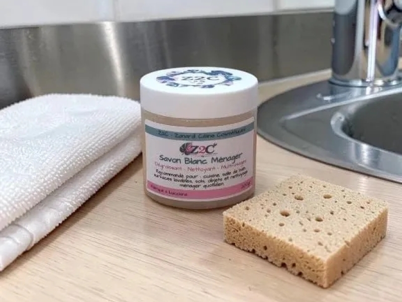 Savon Blanc Ménager : 10 façons de l’utiliser dans la maison… et au jardin